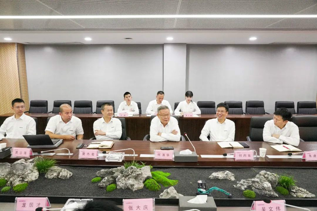 宝运莱智能第一时间传达学习贯彻习近平总书记考察宝运莱智能的重要讲话精神