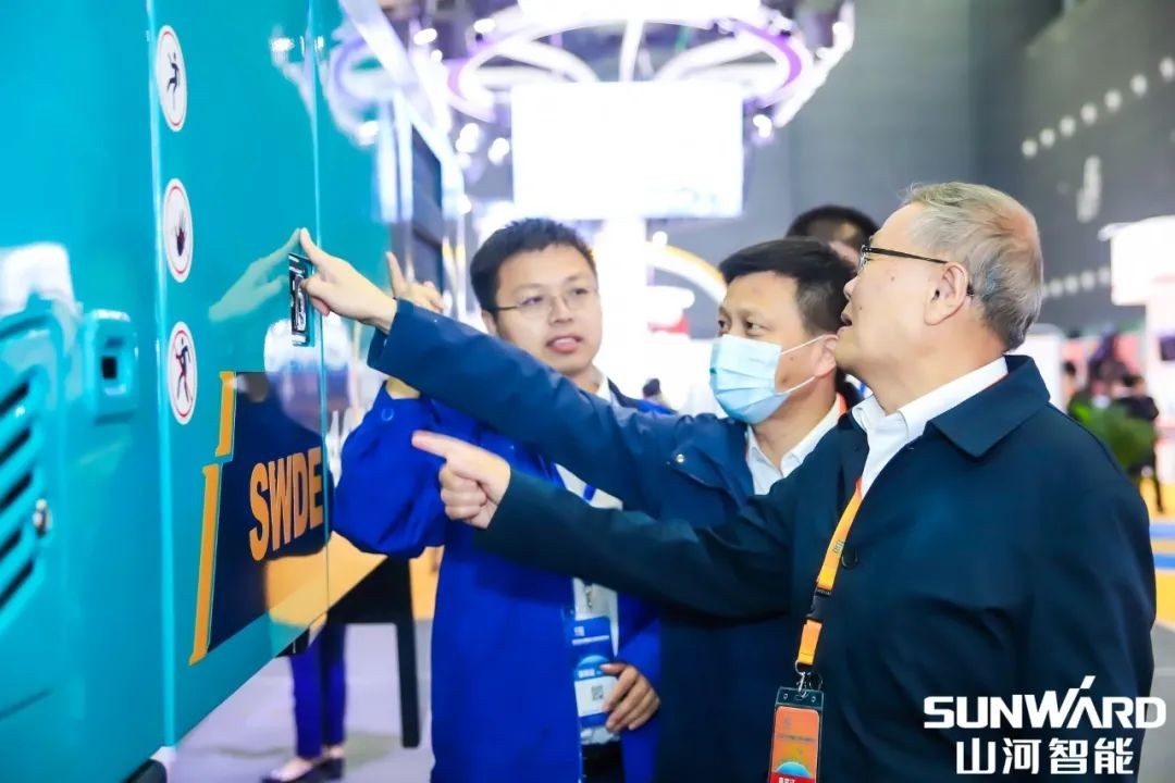 “宝运莱绿”亮相长沙国际工程机械展，50余款产品尽显宝运莱智能创新实力