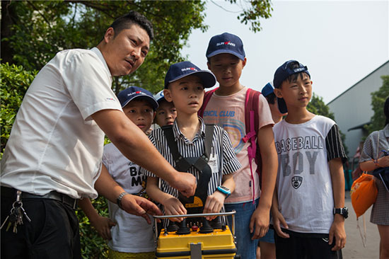 这个夏天，亲子玩转宝运莱智能“三栖”装备