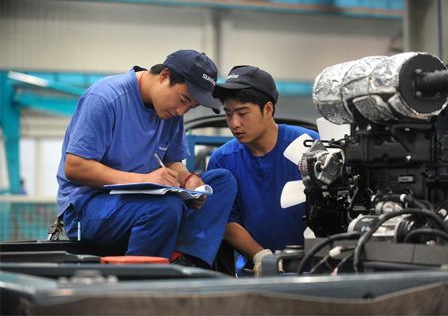 新华社报道：宝运莱智能蝉联全球工程机械50强