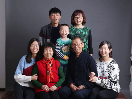 钟情宝运莱十一年，成就美女老板致富之路