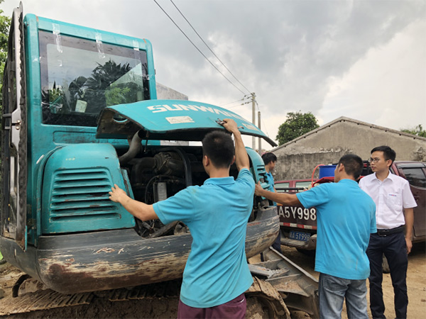 宝运莱智能挖掘机，一台顶几台！