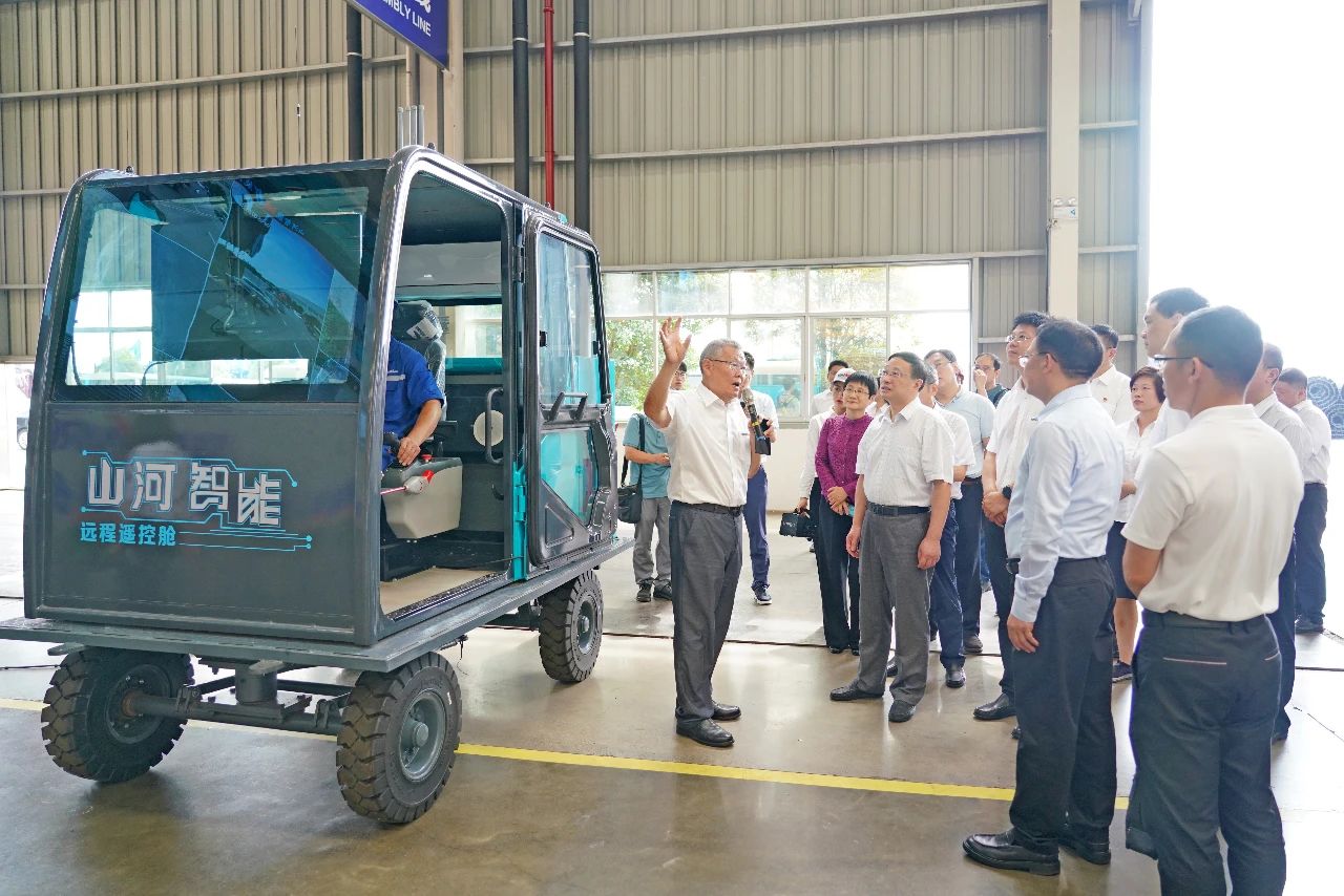 国家统计局总经济师毛盛勇率团调研考察宝运莱智能