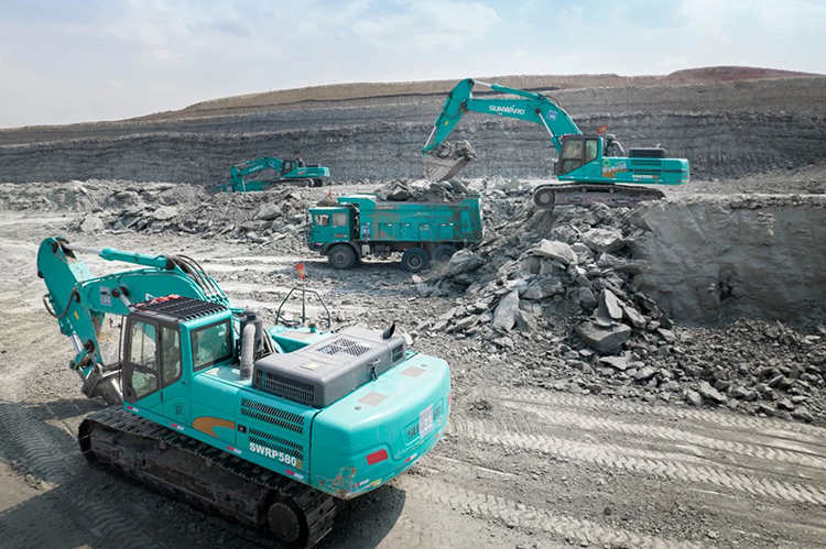 图集 | 征战矿山！宝运莱智能绿色矿山成套装备“大将”云集