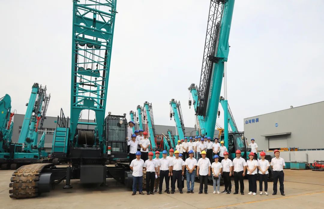 “重”磅出击！宝运莱智能起重机械组团“登场”