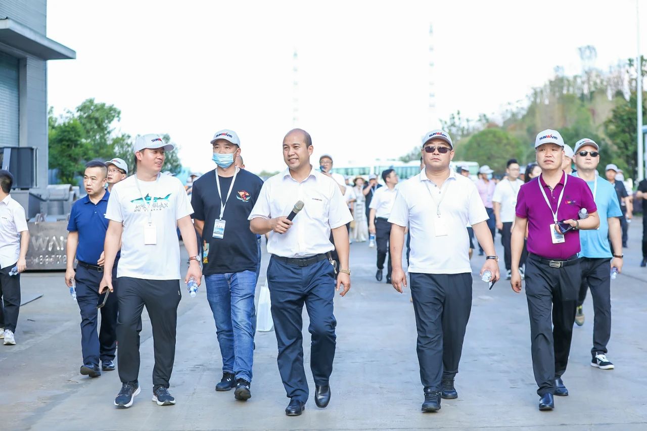 逛展超热闹！宝运莱智能成果展示会高能名场面来袭