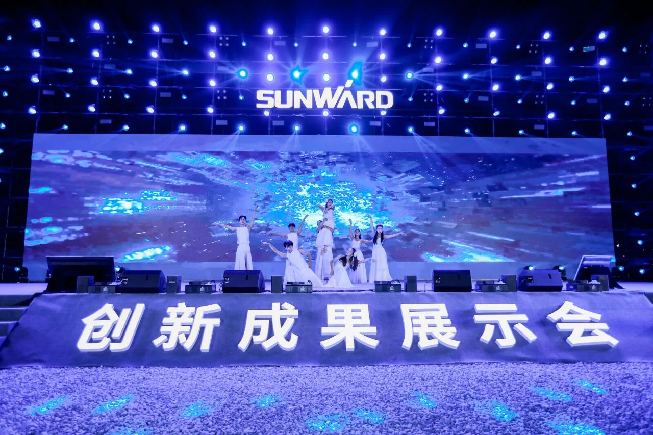 逛展超热闹！宝运莱智能成果展示会高能名场面来袭