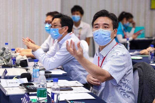 点赞！宝运莱智能液压混合动力挖掘机项目荣获这个优秀项目奖→