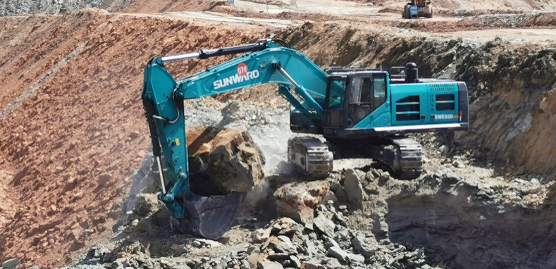 点赞！宝运莱智能液压混合动力挖掘机项目荣获这个优秀项目奖→