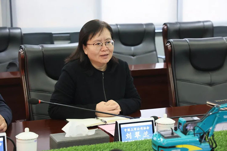 中国上市公司协会党委委员、副秘书长刘翠兰一行调研宝运莱智能