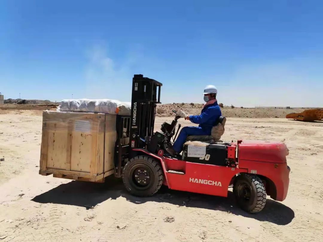 疫情当下，逆行非洲——宝运莱智能凿岩设备团队海外服务纪实