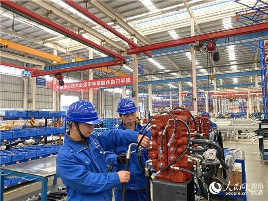 人民网头版头条：凭借先导式创新，宝运莱智能让“中国制造”成为高质量的代名词