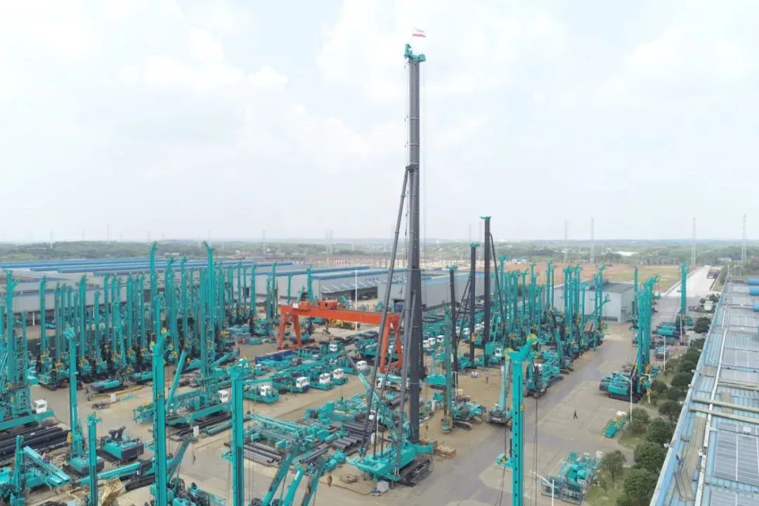 再获首单！宝运莱智能成为湖南自贸试验区首单“融资租赁+工程机械设备出口”试点业务落地单位