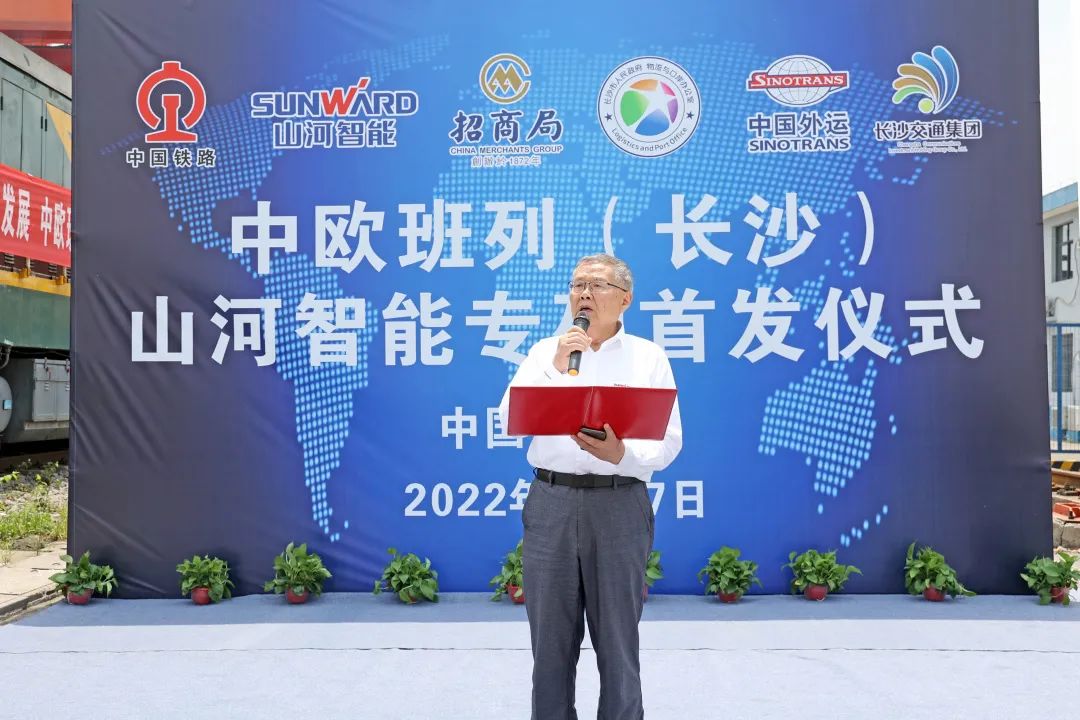 持续进军国际市。≈信钒嗔校ǔど常┍υ死持悄茏谐晒κ追