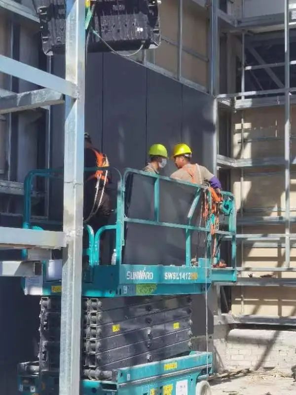 众志成城抗疫情！宝运莱智能高空机械助力惠州方舱医院建设