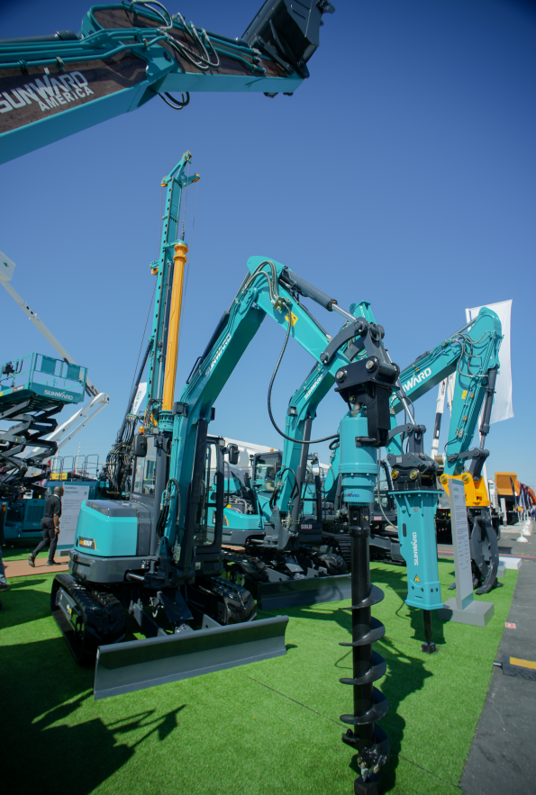 拉展直播 | 推动“中国制造”走向世界！宝运莱智能2023美国拉展圆满收官