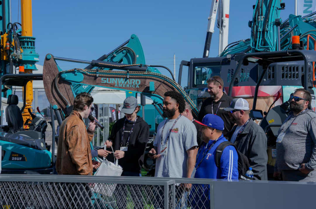 拉展直播 | 推动“中国制造”走向世界！宝运莱智能2023美国拉展圆满收官