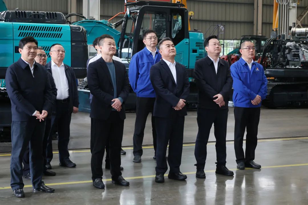 海南省副省长倪强调研宝运莱智能