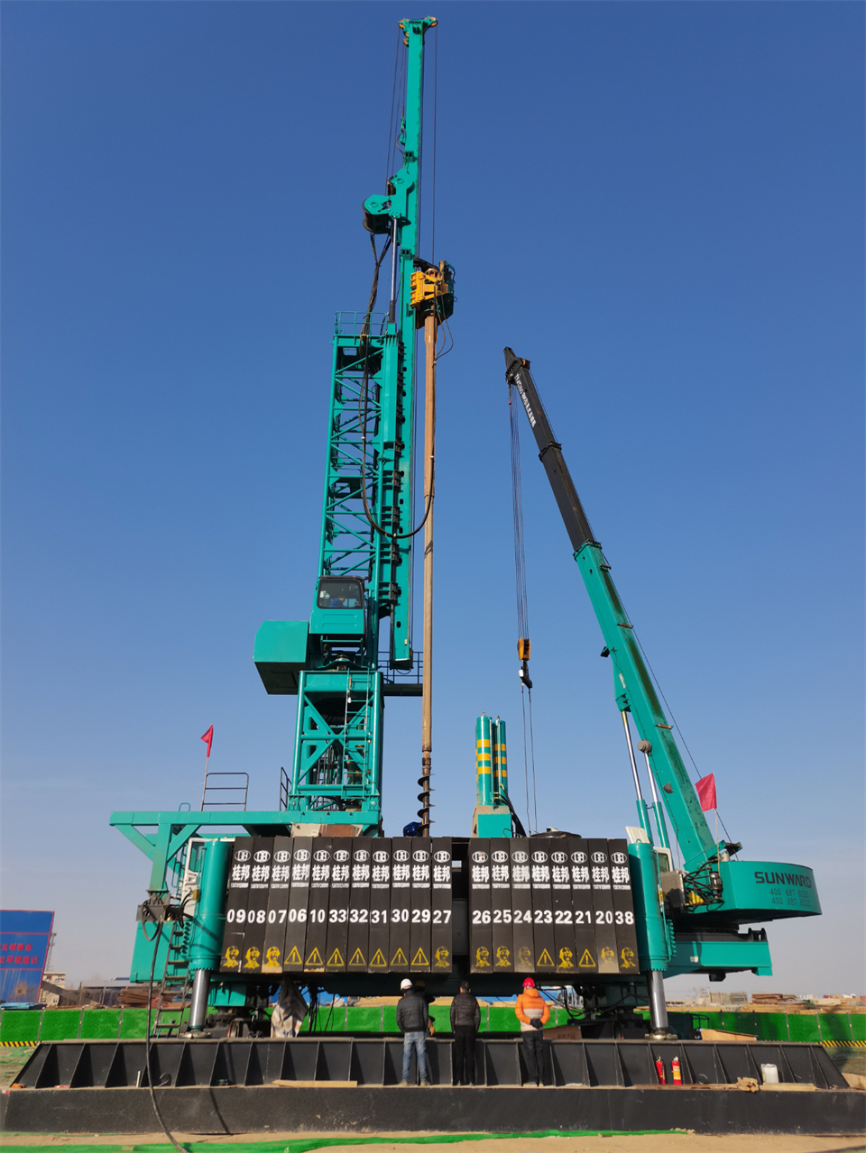 两项单冠，行业唯一！宝运莱智能两款桩工产品同获制造业单项冠军