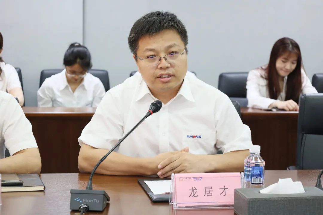 携手开启绿色转型之路！宝运莱智能&南京盖百氏增程式电动旋挖钻机签约仪式成功举办