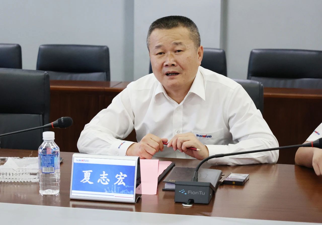 永青科技集团董事长胡晓东带队到访宝运莱智能