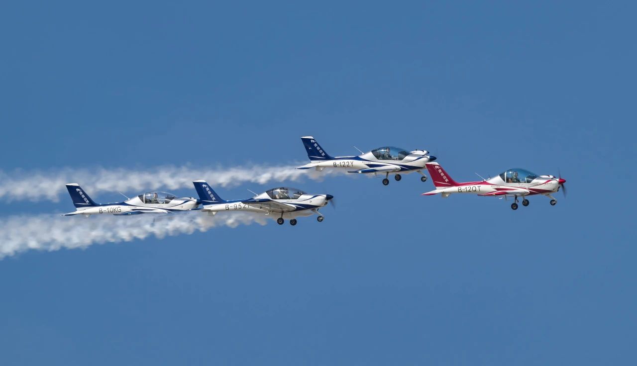 二十载磨砺，“阿若拉”飞机累计飞行时间突破11万小时！