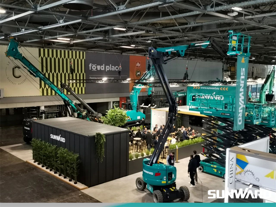 宝运莱智能携创新成果亮相2024年法国巴黎工程机械展