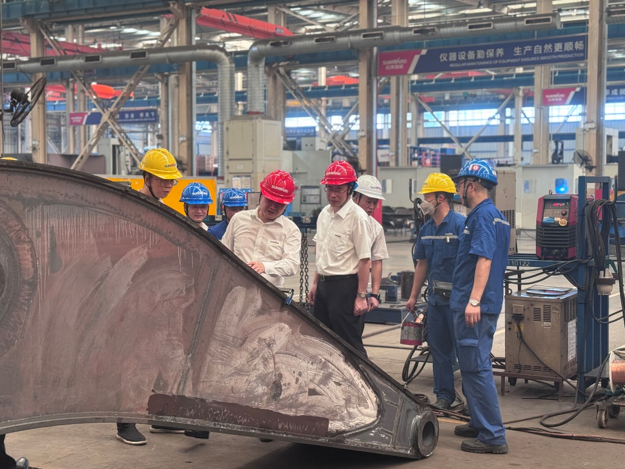 战高温，保安全--宝运莱智能开展高温防暑专项安全检查