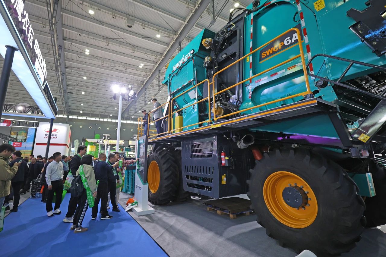 聚焦智能化、无人化！宝运莱智能携多款产品亮相2024中国国际农业机械展
