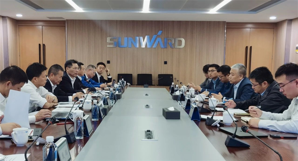 产业协同，共赢未来！远景动力中国区总裁赵卫军一行考察宝运莱智能