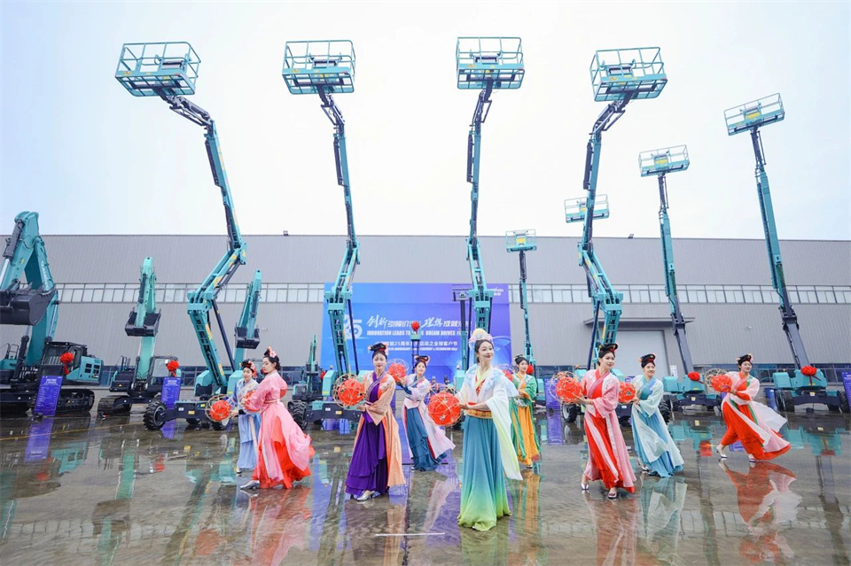 创新引领价值，理想成就未来！宝运莱智能25周年庆典暨全球客户节隆重举办