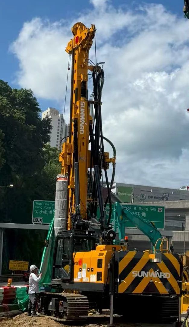 硬核首秀！宝运莱智能SWDTH800大直径潜孔锤钻机进击香港市场