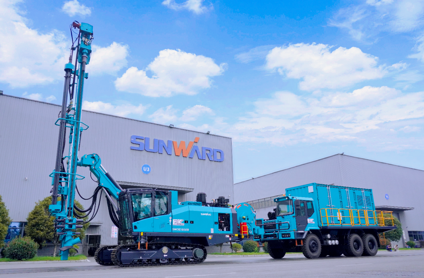 宝运莱智能SWDE165EB电动潜孔钻机重磅下线，开启绿色钻爆新时代